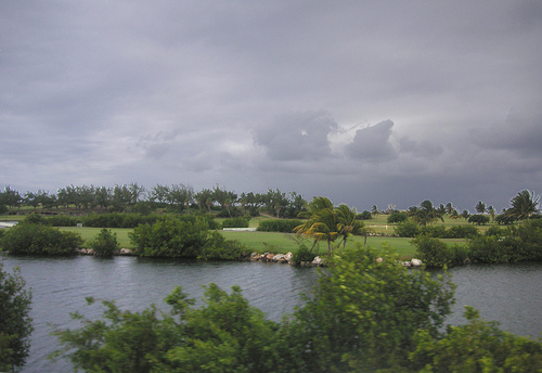 Cuba 2007 - CubaLee photo 22: On the Way to Varadero Town.