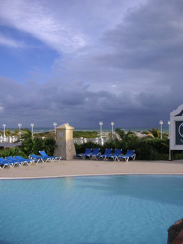 Cuba 2007 - CubaLee photo 56: Varadero Resort and Pool.