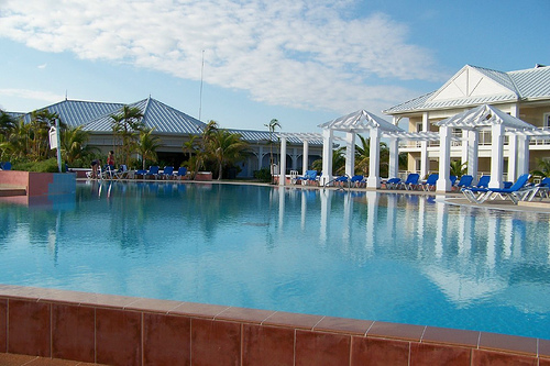 Cuba 2007 - CubaLee photo 57: Varadero Marina Palace.