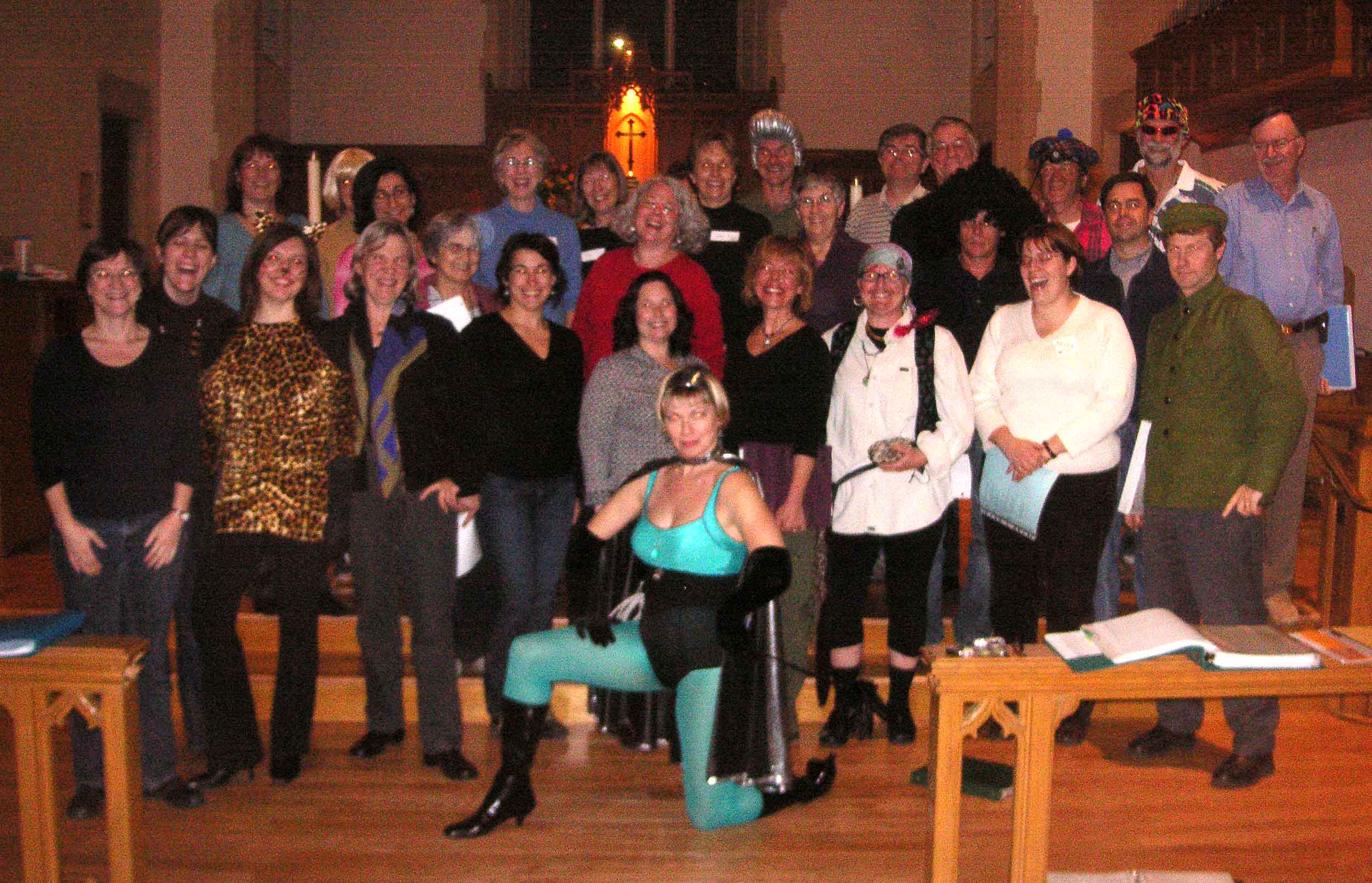 Folka Voca Halloween 2007 rehearsal - choir photo 2